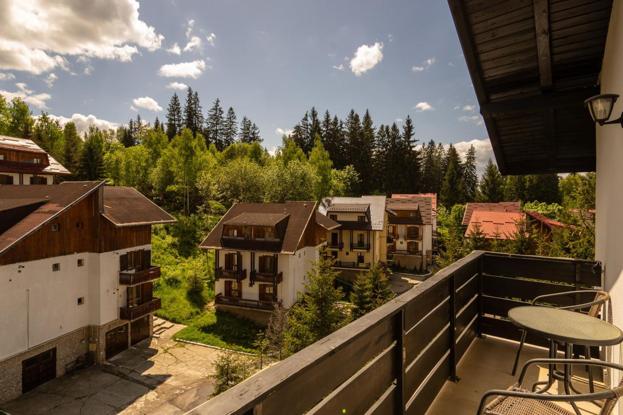 Dinvis Apartments Poiana Brasov Exteriör bild