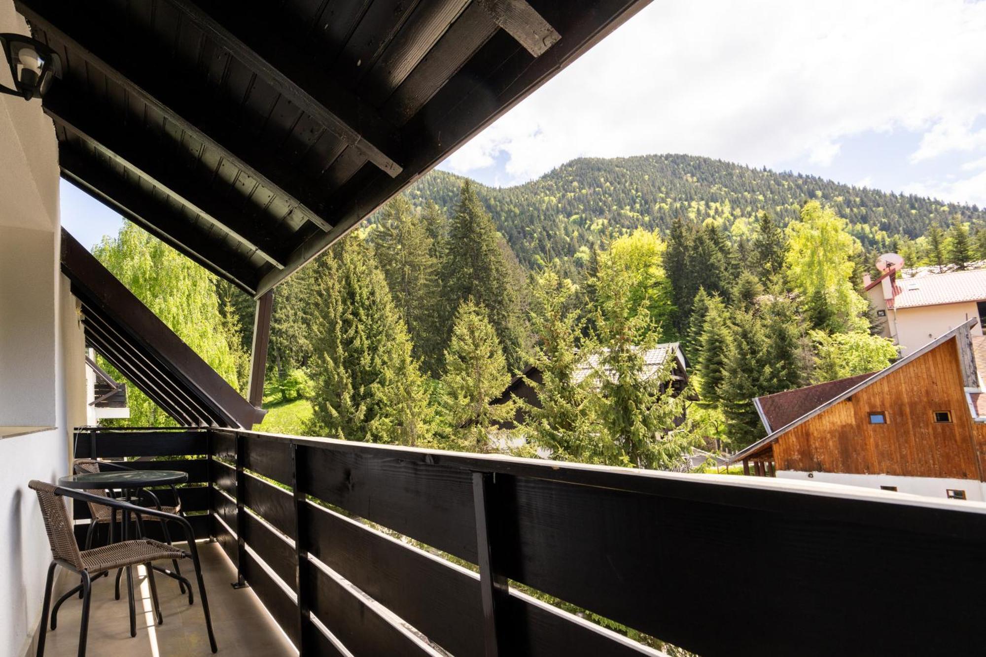 Dinvis Apartments Poiana Brasov Exteriör bild
